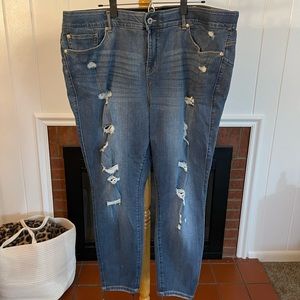 Torrid bombshell skinny jeans 24R
